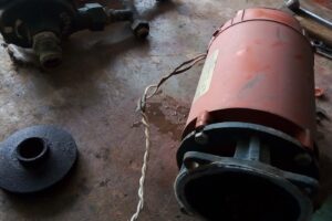 Servicio y mantenimiento MUGA reparación de bombas de agua e hidroneumáticos | Plomeros Ecuador