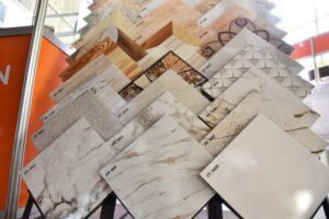 Instalación De Pisos Y Azulejos Nacionales E Importados | Albañil Peru